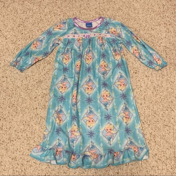 Disney Elsa Frozen Nightgown ❄️